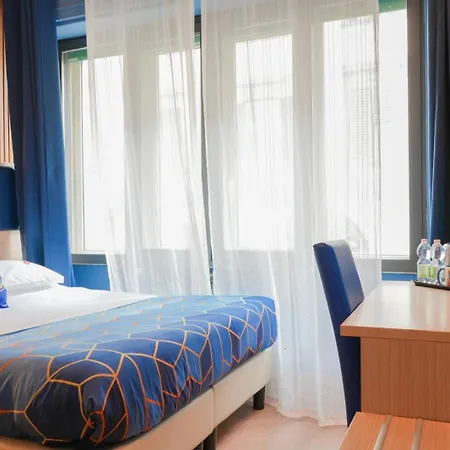 B&B Bobotel - Center 4*
