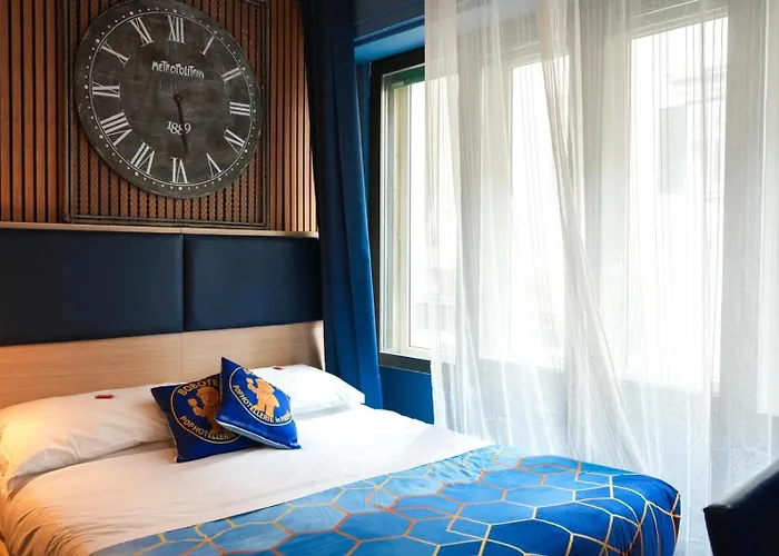 Bobotel In Center Bed & Breakfast Florens